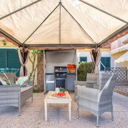 Apartment Residenza Il Ciliegio Con Piscina Trinità dʼAgultu