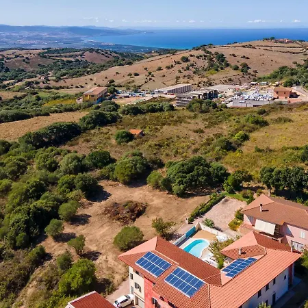 アパート Residenza Il Ciliegio Con Piscina Trinità dʼAgultu