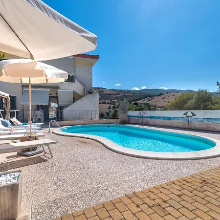 Residenza Il Ciliegio Con Piscina * Trinità dʼAgultu