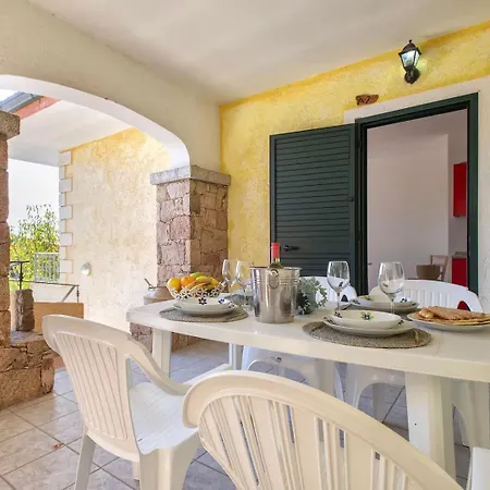 Residenza Il Ciliegio Con Piscina Trinità dʼAgultu