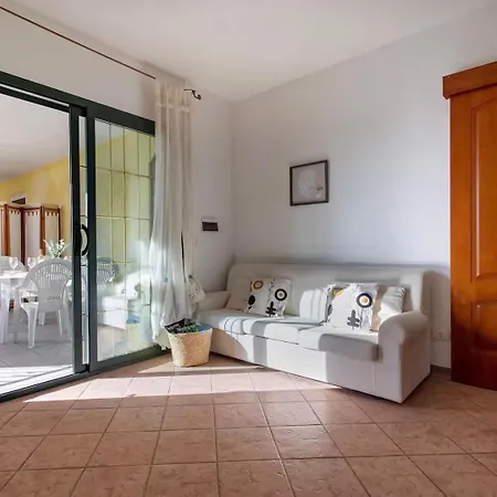 Residenza Il Ciliegio Con Piscina Apartamento Trinità dʼAgultu