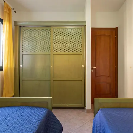 Lejlighed Residenza Il Ciliegio Con Piscina Trinità d'Agultu