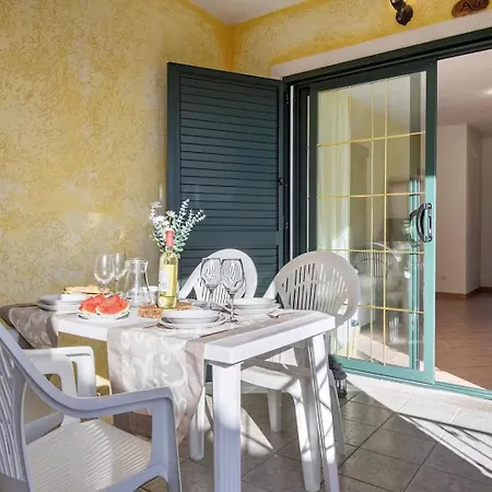 Residenza Il Ciliegio Con Piscina