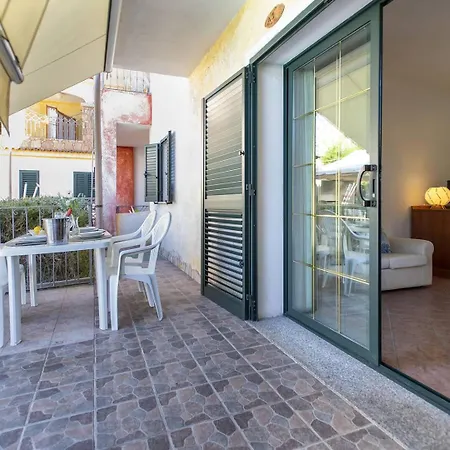 Apartamento Residenza Il Ciliegio Con Piscina Trinità dʼAgultu
