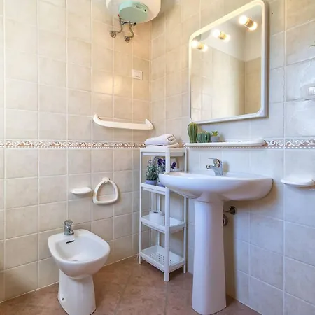 Residenza Il Ciliegio Con Piscina Apartment